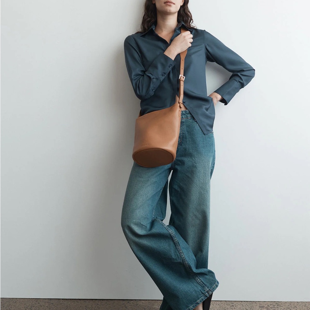 The Horse Rosa Tan Leather Crossbody Bucket Bag, New with Tags